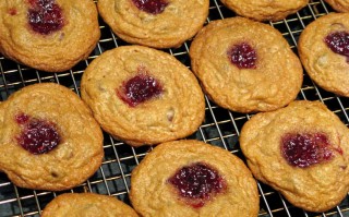 Raspberry chocolate chip cookies