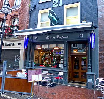 Exterior of Davy Byrnes Pub in Dublin