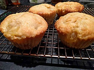 Wakiki farmers' market pineapple mac muffins
