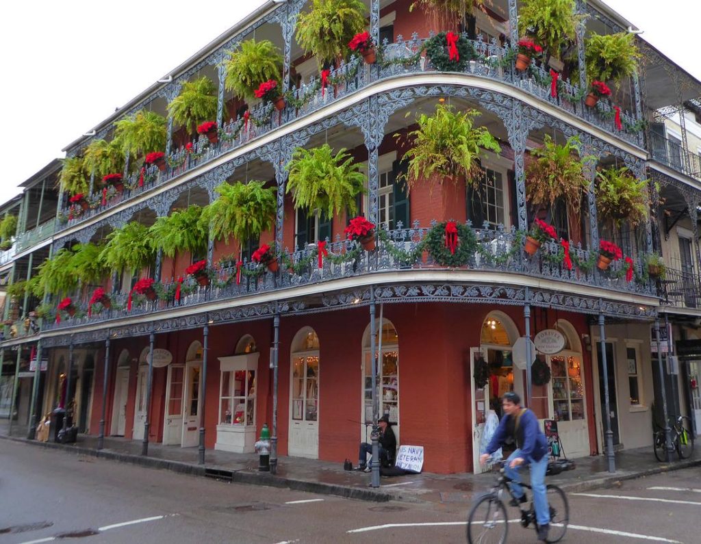 Eat, drink, and be merry in New Orleans at the holidays