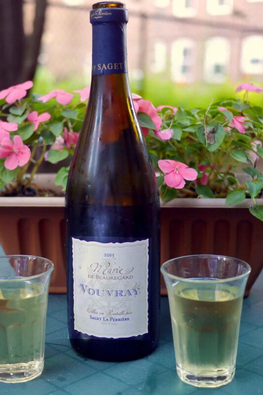 On a hot day, good Vouvray lifts a salade Niçoise