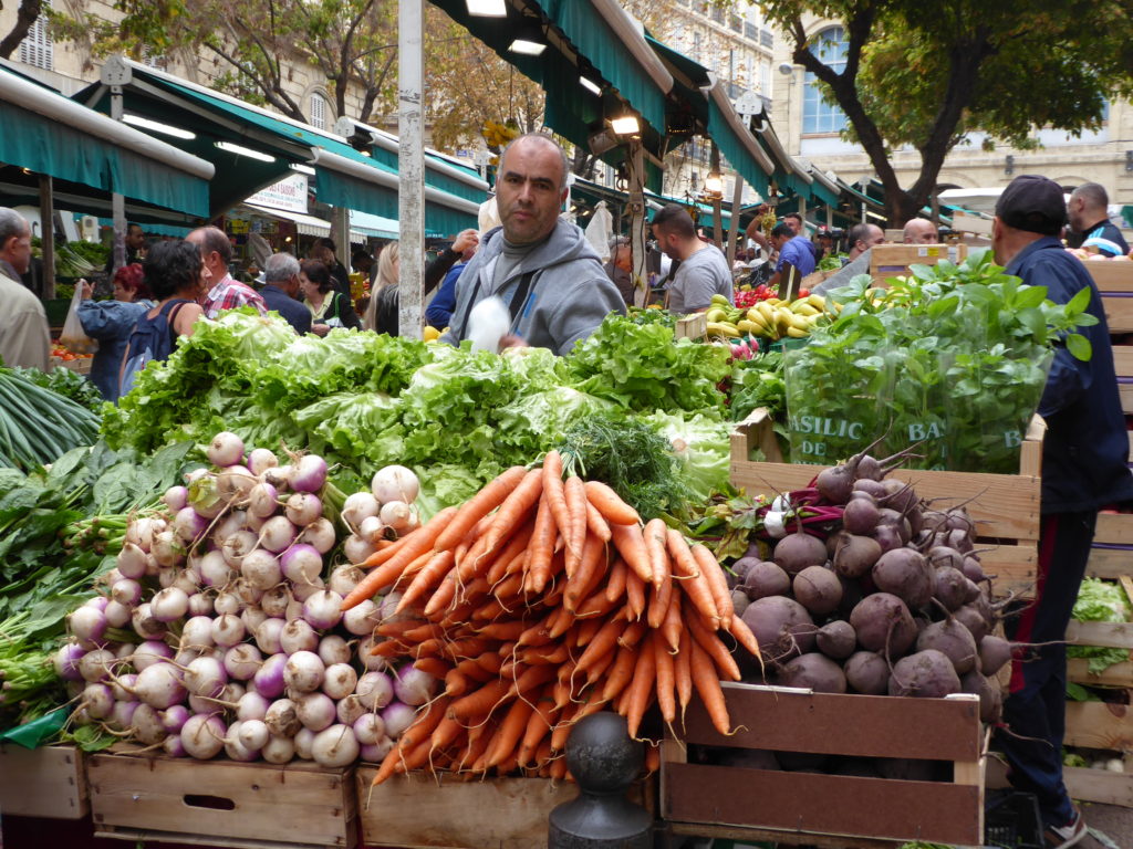 Mon-Sat food market in North African Marseille