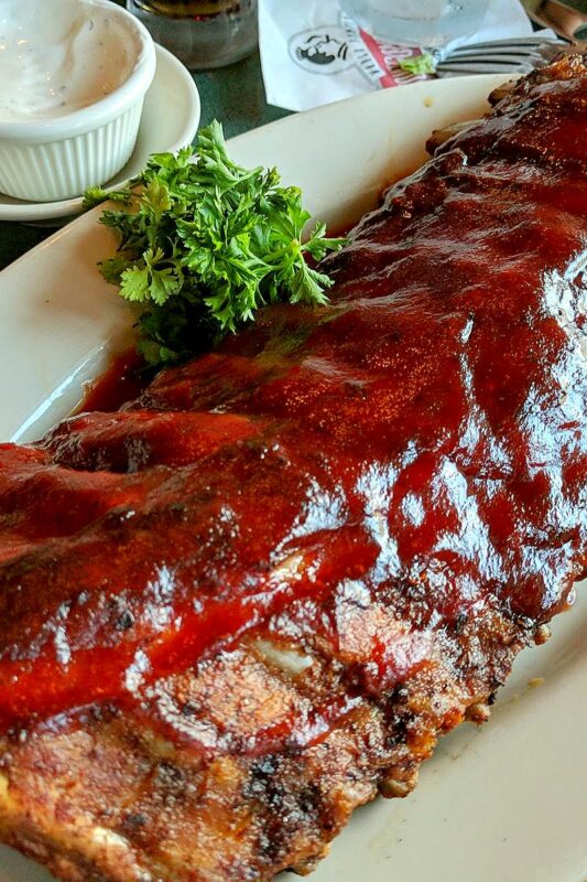 Cincinnati chows down at Montgomery Inn Boathouse