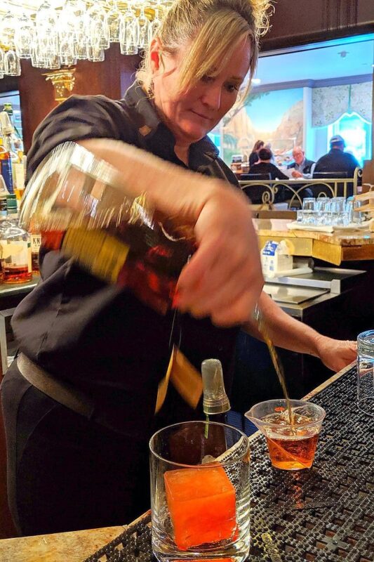 Deco decadence at The Bar at Palm Court