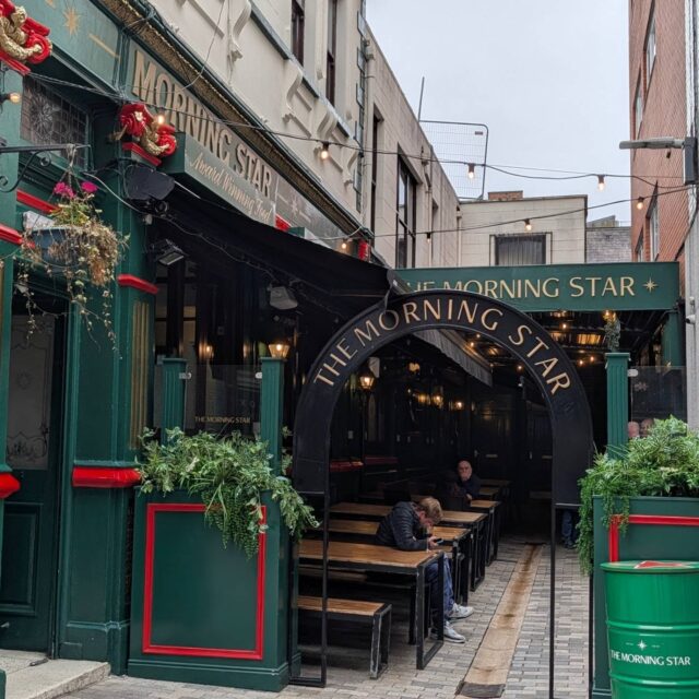 Most pubs in #Belfast pour a fine pint, but few offer beef as deeply delicious as at The Morning Star. We enjoyed an excellent 12-hour braised beef cheek with champ and gravy and beef and #Guinness pie with County Antrim beef. In-house butcher has been here 50 years. Motto over the bar reads "we cut meat, not corners " @morningstarbelfast @visitbelfast