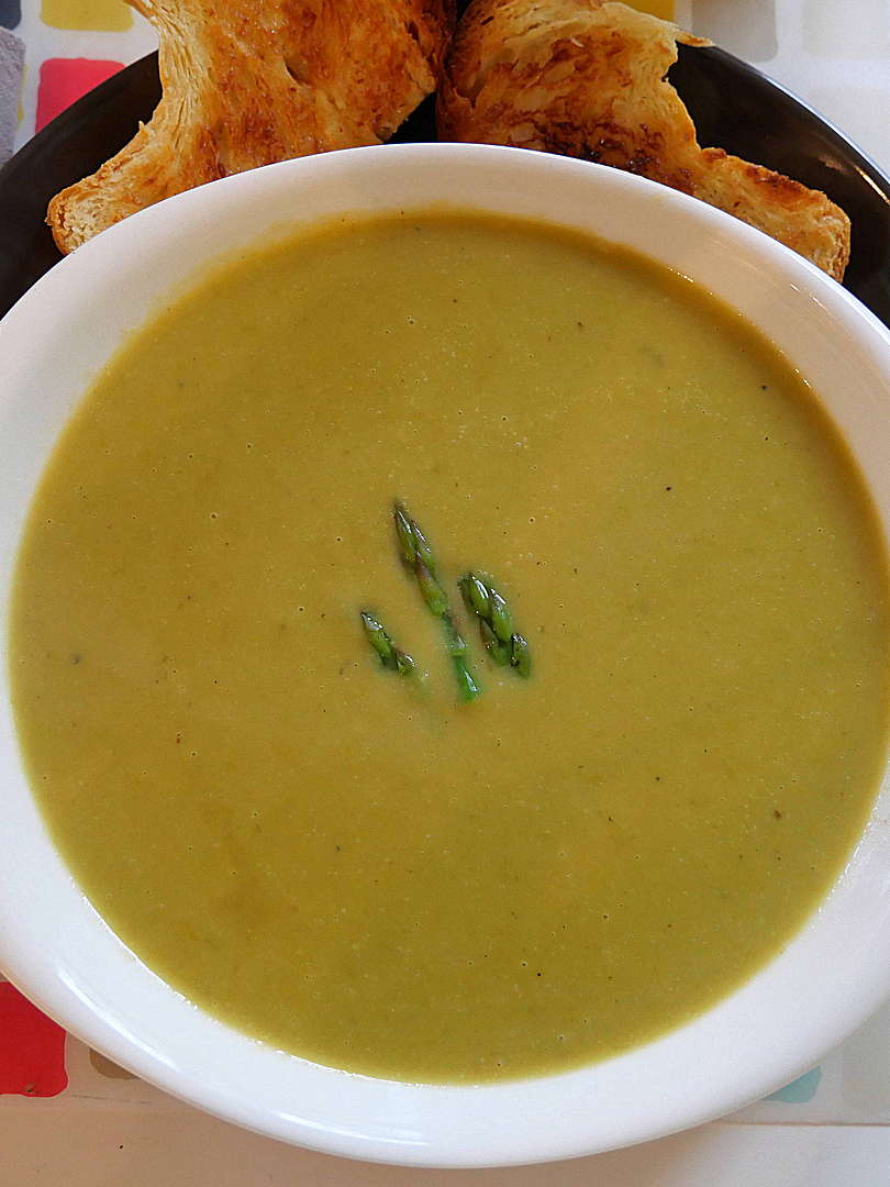 Newagen Inn in Southport, Maine, inspires asparagus soup