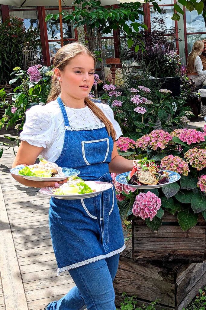 Vaxholm summer Sunday feels like a garden party